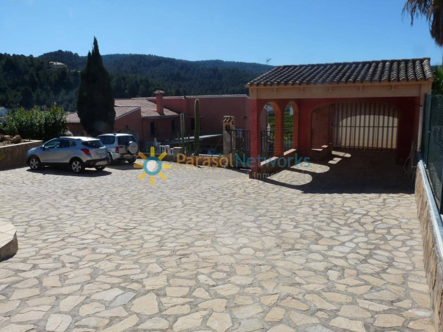 5 makuuhuone Huvila vuokrattavana paikassa La Font d'En Carros mukana uima-altaan 
autotalli - 1 600 € (Ref: 10106519)