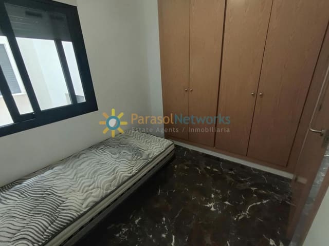 3 soveværelse Lejlighed til leje i La Font d'En Carròs med garage - € 800 (Ref: 10117440)