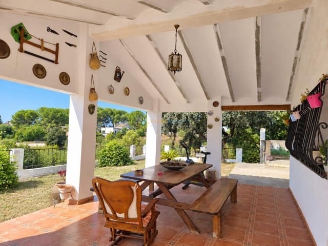 5 slaapkamer Villa te koop in Benigánim met zwembad garage - € 499.000 (Ref: 10120861)