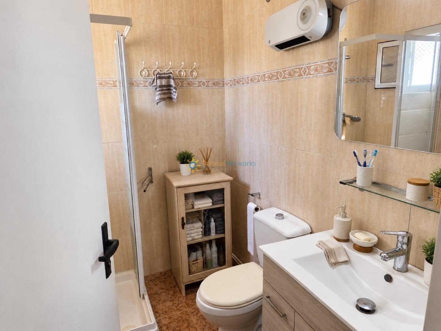 2 bedroom Villa for sale in Oliva with garage - € 250,000 (Ref: 10130559)