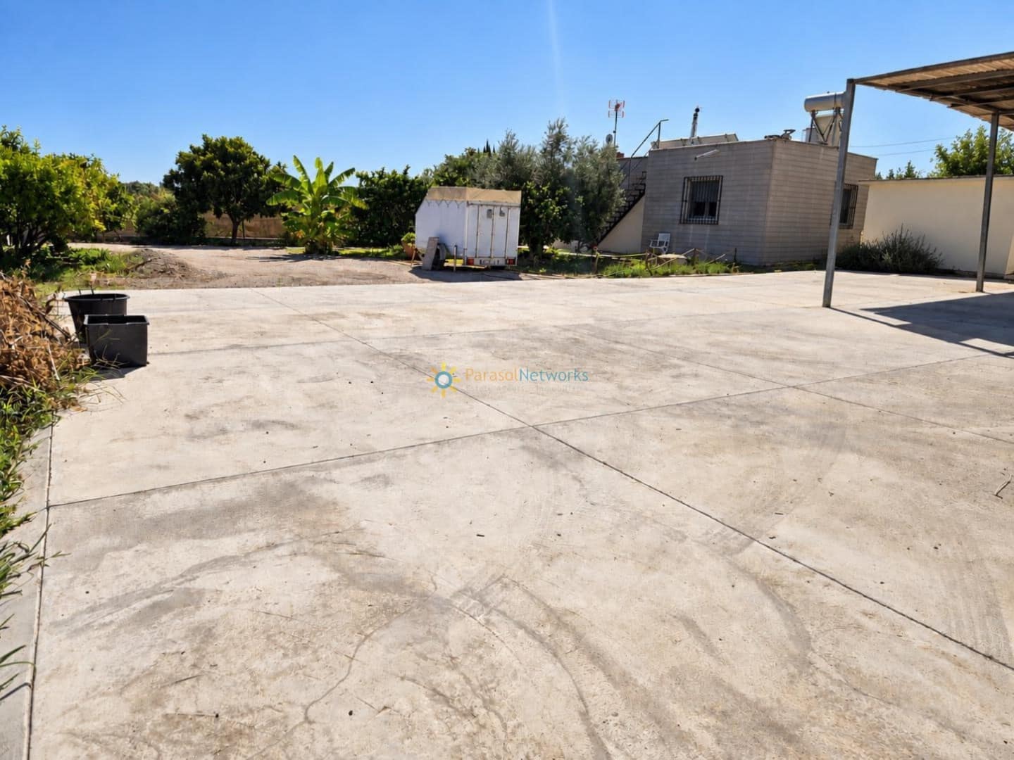 2 bedroom Villa for sale in Oliva with garage - € 250,000 (Ref: 10130559)