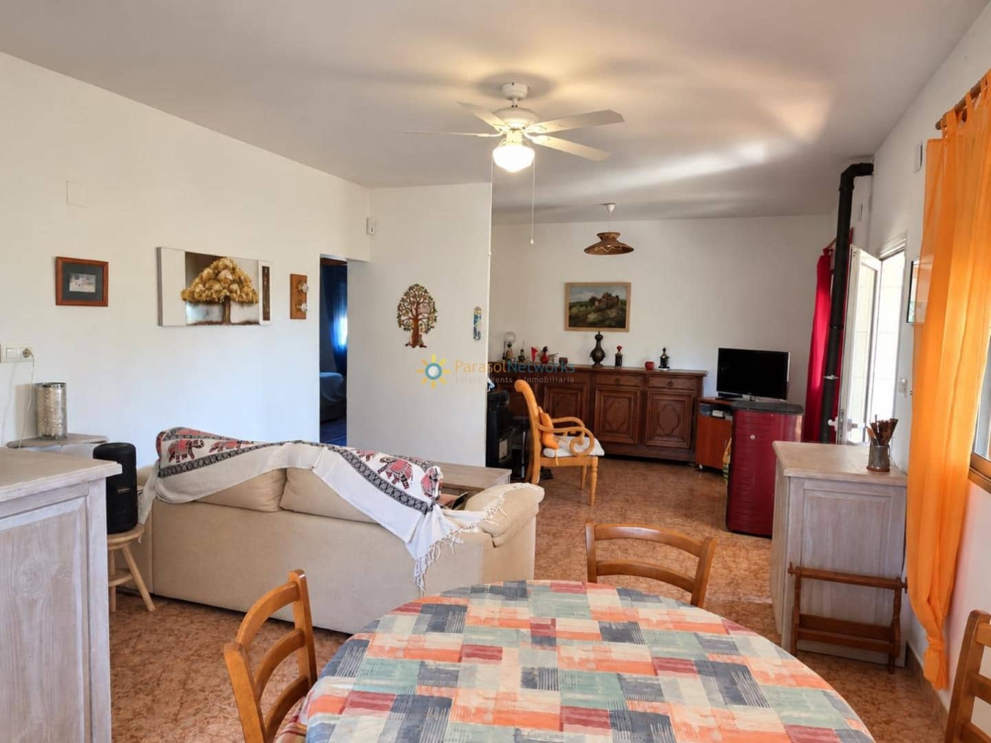 2 bedroom Villa for sale in Oliva with garage - € 250,000 (Ref: 10130559)