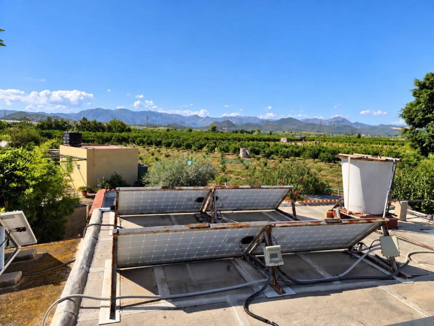 2 bedroom Villa for sale in Oliva with garage - € 250,000 (Ref: 10130559)