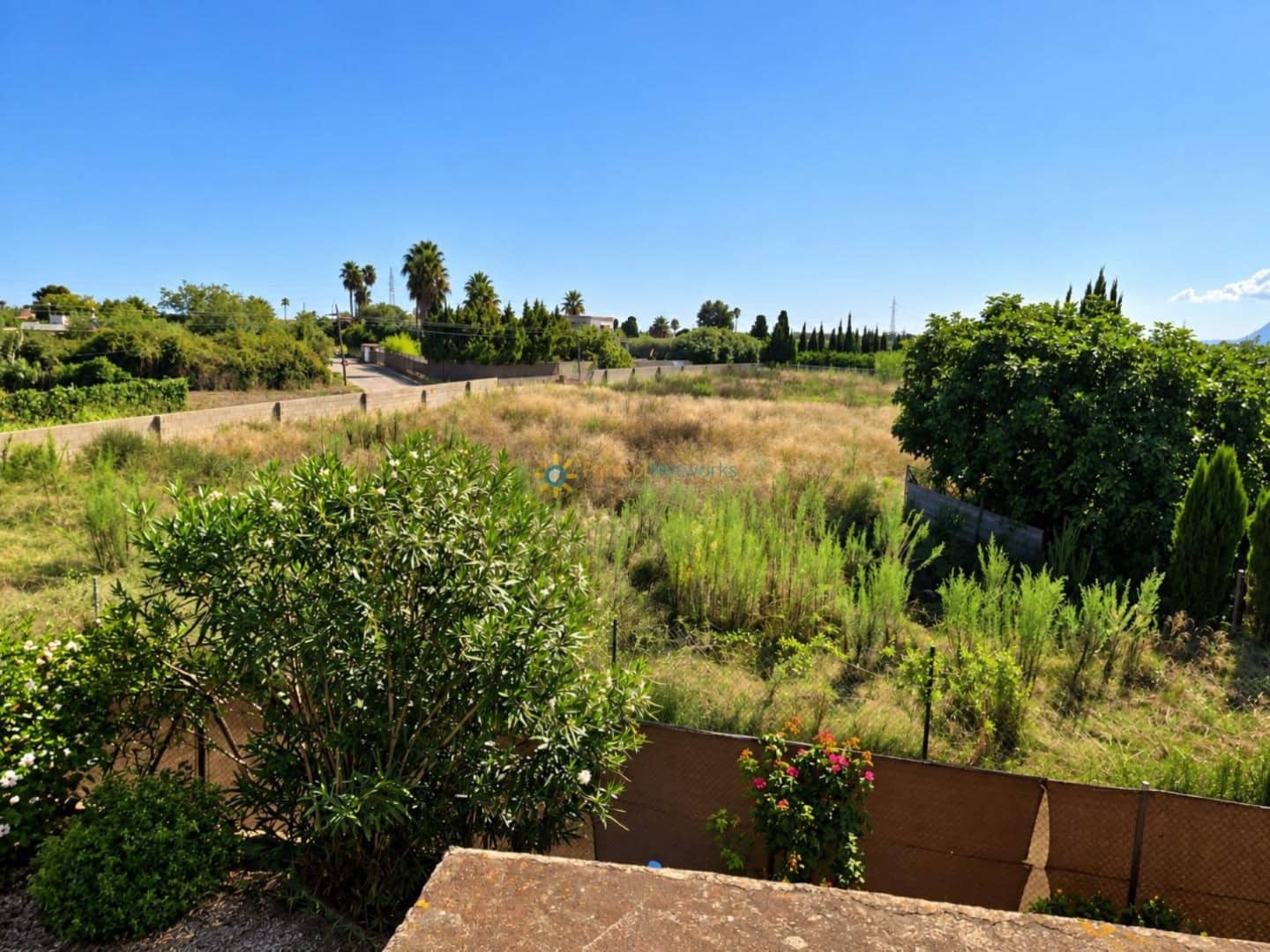 2 bedroom Villa for sale in Oliva with garage - € 250,000 (Ref: 10130559)
