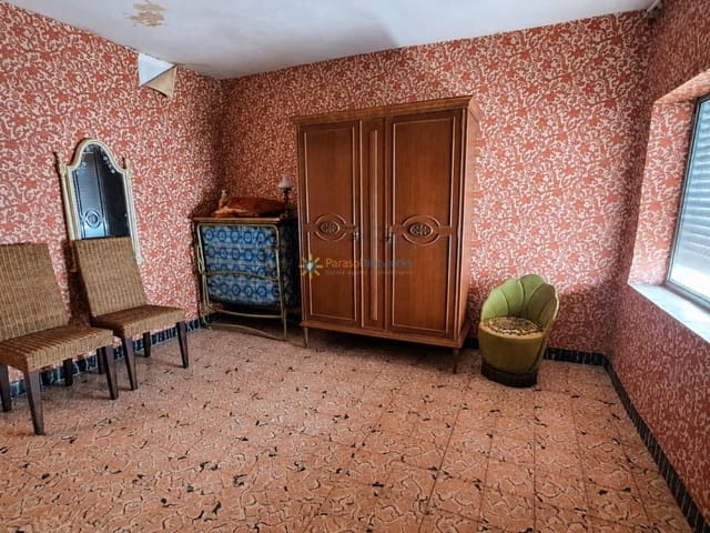 5 soverom Hus til salgs i Montaverner med garasje - € 92 000 (Ref: 10145135)