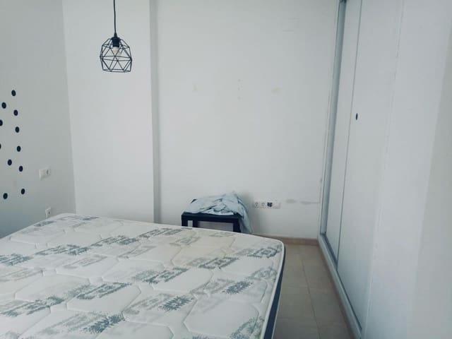 3 Zimmer Apartment zu vermieten in Villalonga mit Garage - 800 € (Ref: 10156770)