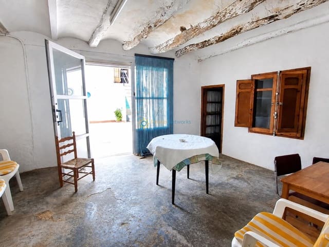 Casa de 5 habitaciones en Montaverner en venta con garaje - 92.000 € (Ref: 10169045)
