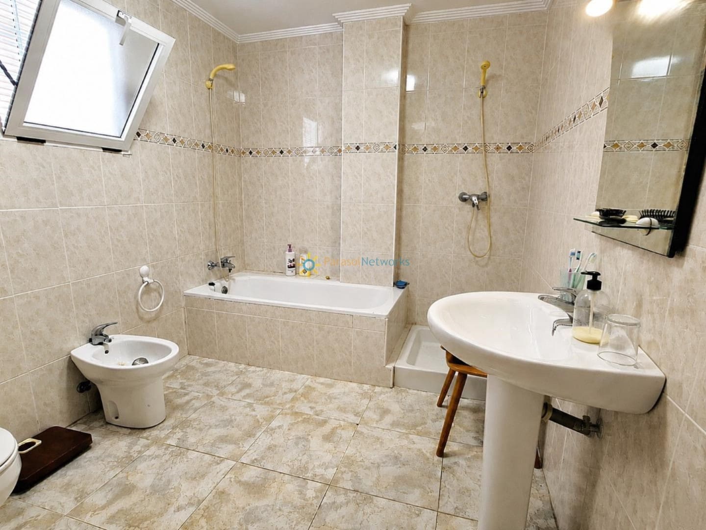 5 bedroom Townhouse for sale in Montaverner with garage - € 92,000 (Ref: 10169045)