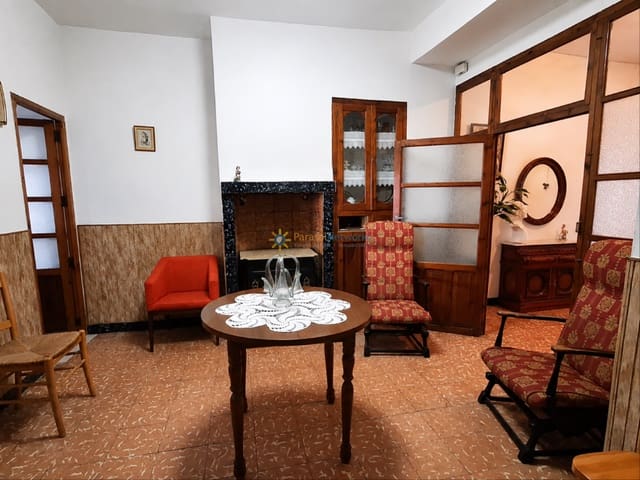 Casa de 5 habitaciones en Montaverner en venta con garaje - 92.000 € (Ref: 10169045)