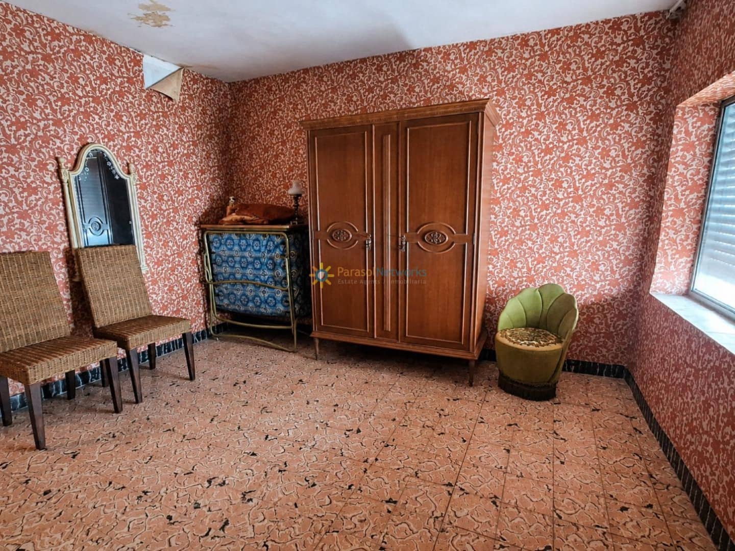 5 bedroom Townhouse for sale in Montaverner with garage - € 92,000 (Ref: 10169045)