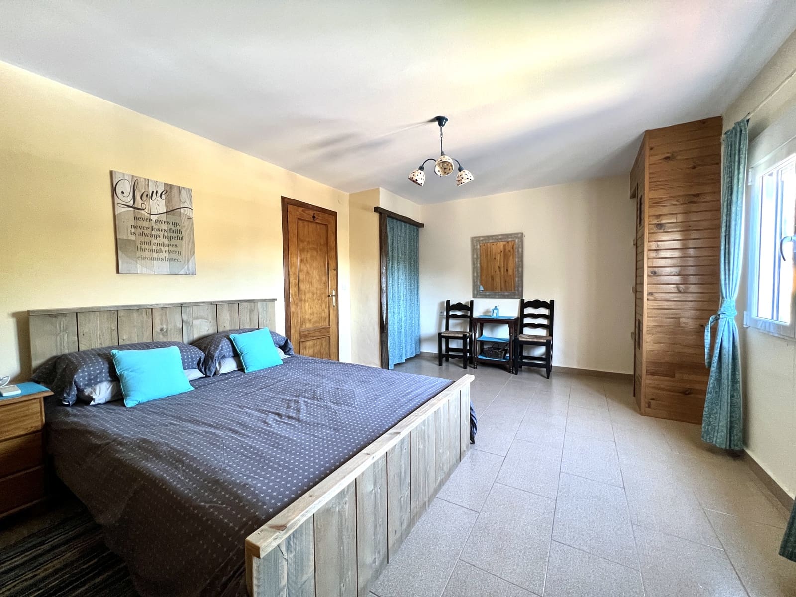 Chalet de 6 habitaciones en L'Olleria en venta con piscina garaje - 485.000 € (Ref: 10172227)