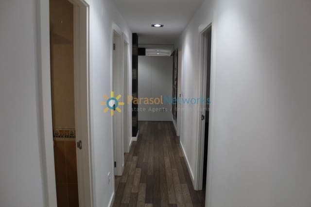 2 makuuhuone Asunto vuokrattavana paikassa Oliva - 750 € (Ref: 8727997)