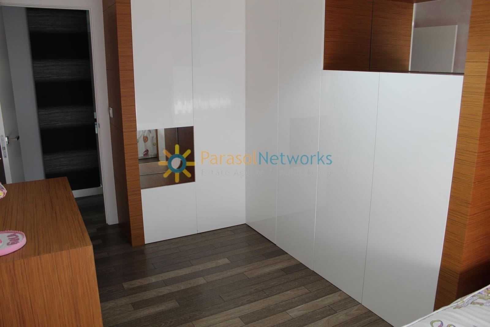 2 soveværelse Lejlighed til leje i Oliva - € 750 (Ref: 8727997)