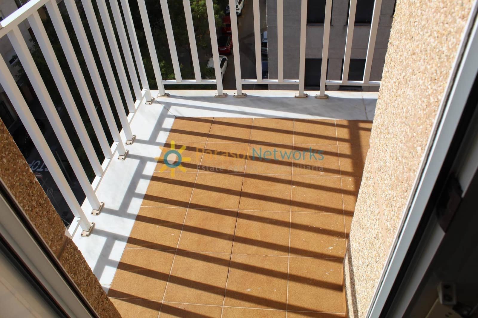 2 soveværelse Lejlighed til leje i Oliva - € 750 (Ref: 8727997)