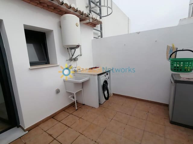 2 Zimmer Penthouse zu vermieten in Pego - 725 € (Ref: 8856004)