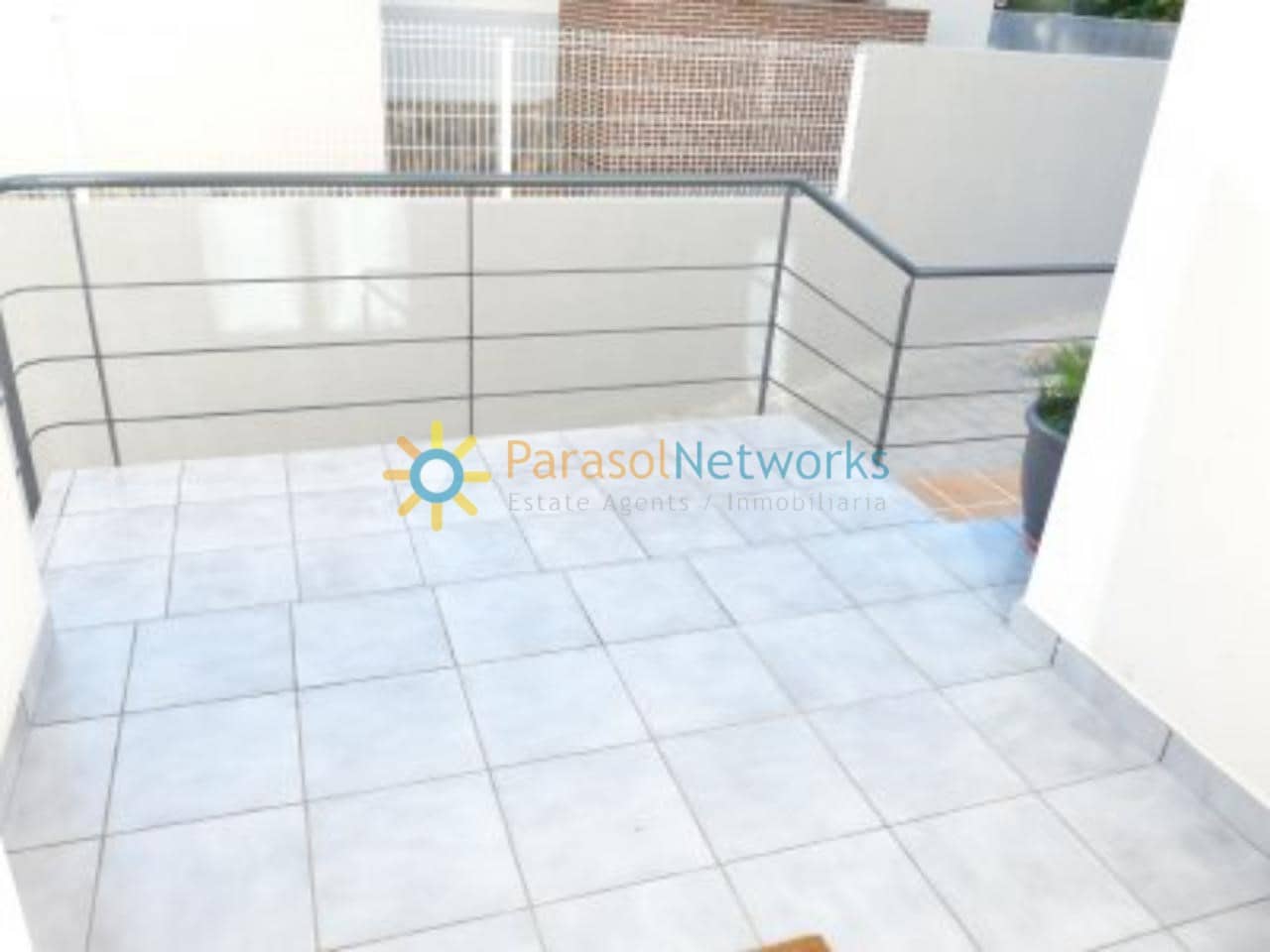 4 bedroom Villa for rent in Barx with pool garage - € 950 (Ref: 9019108)