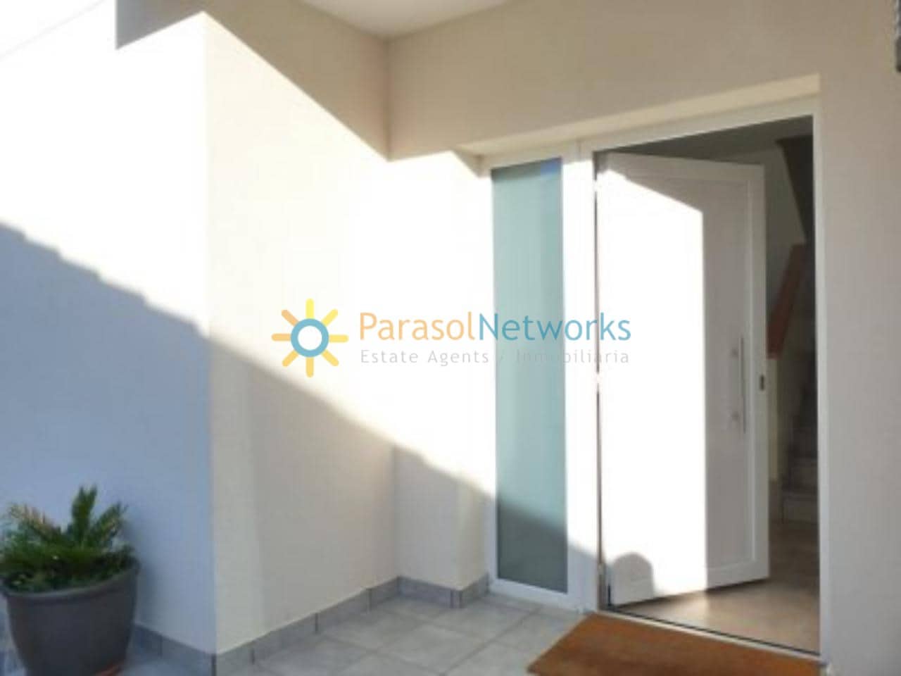 4 bedroom Villa for rent in Barx with pool garage - € 950 (Ref: 9019108)