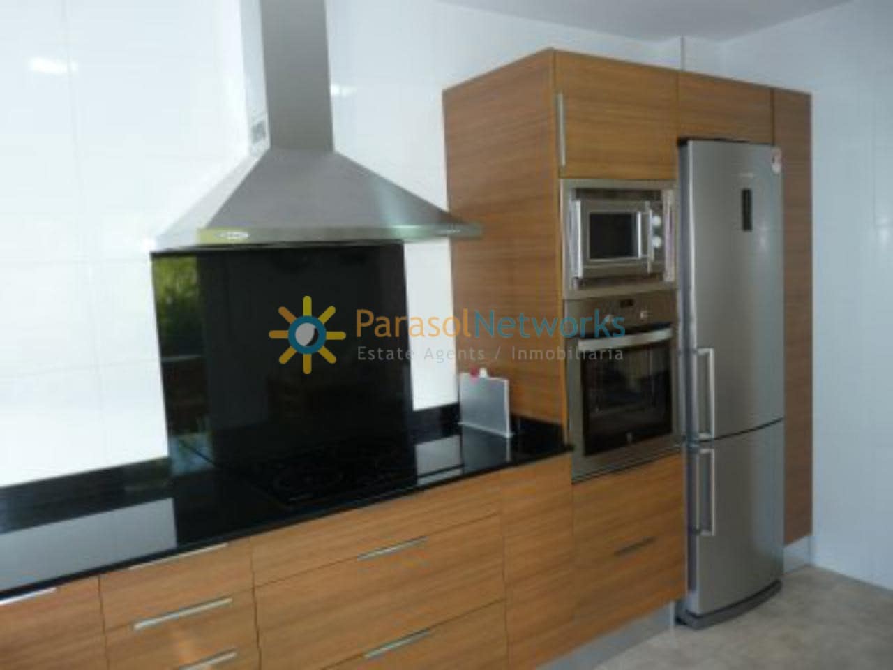 4 bedroom Villa for rent in Barx with pool garage - € 950 (Ref: 9019108)