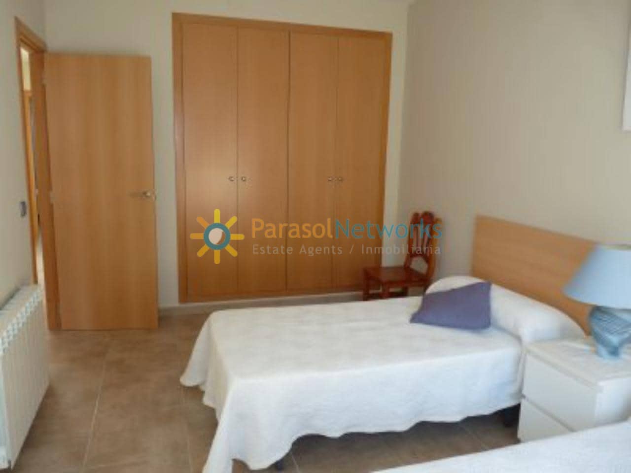 4 bedroom Villa for rent in Barx with pool garage - € 950 (Ref: 9019108)