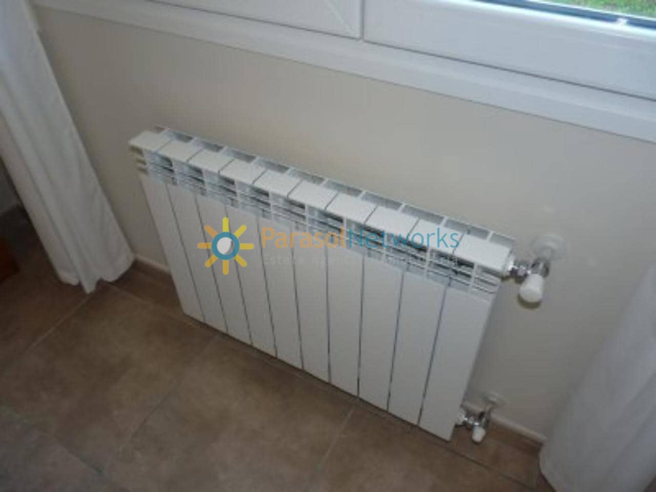 4 bedroom Villa for rent in Barx with pool garage - € 950 (Ref: 9019108)