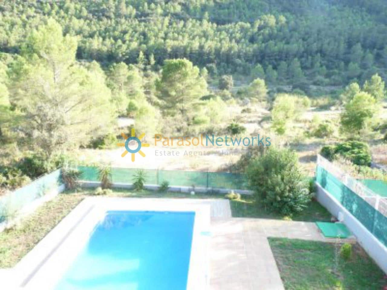 4 bedroom Villa for rent in Barx with pool garage - € 950 (Ref: 9019108)
