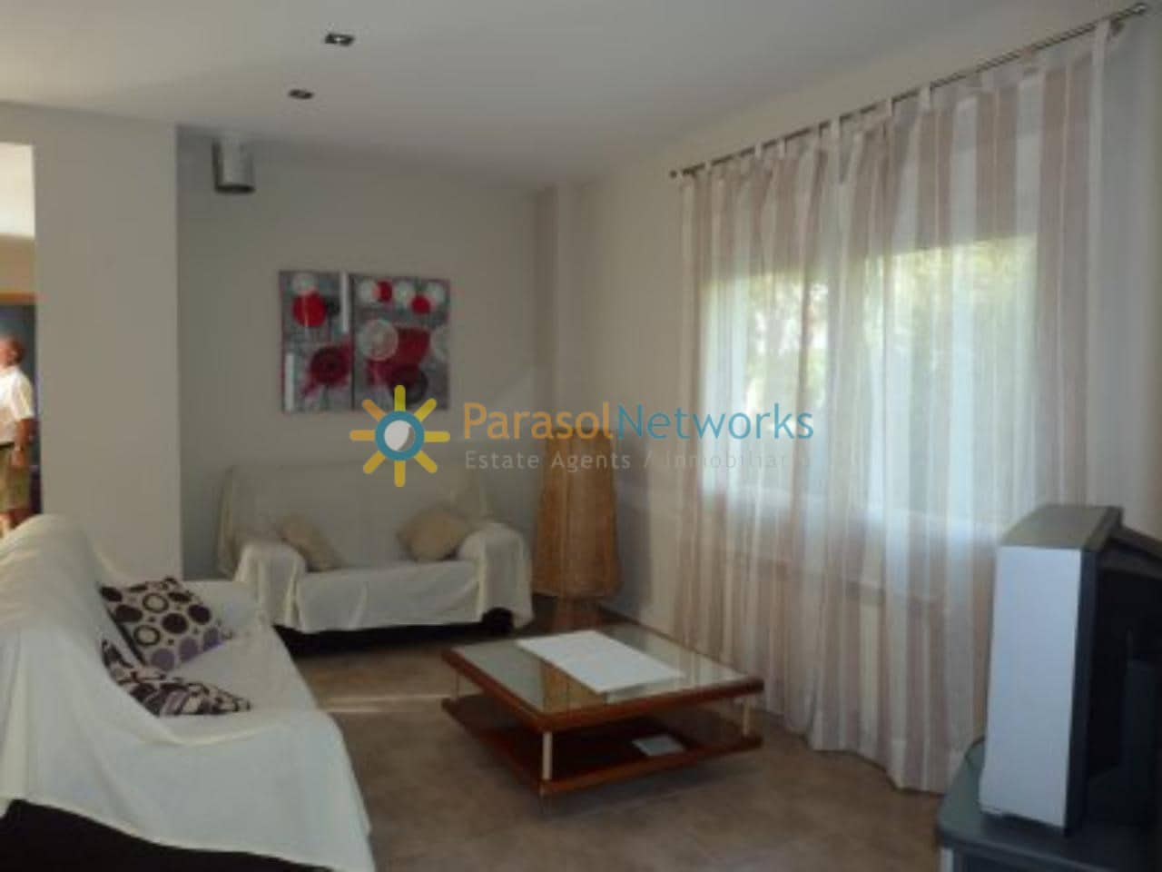 4 bedroom Villa for rent in Barx with pool garage - € 950 (Ref: 9019108)