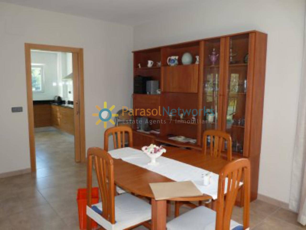 4 bedroom Villa for rent in Barx with pool garage - € 950 (Ref: 9019108)