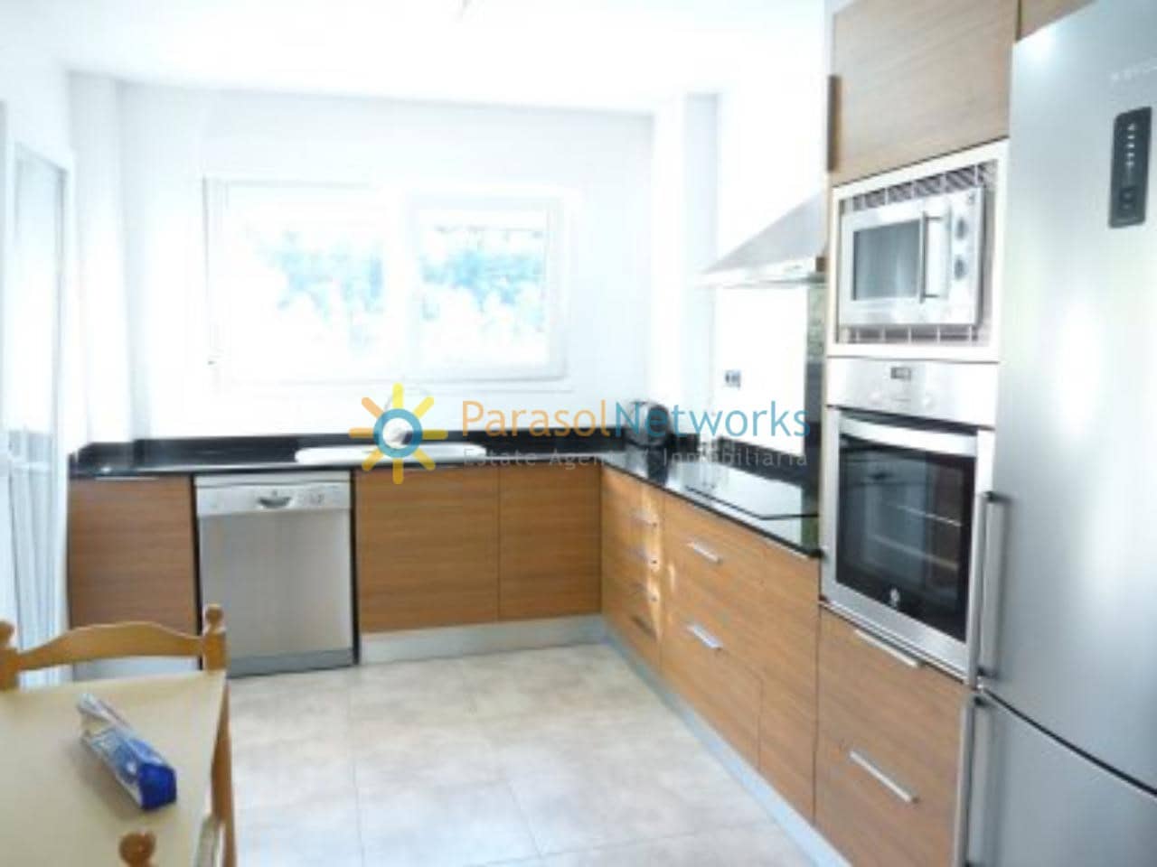 4 bedroom Villa for rent in Barx with pool garage - € 950 (Ref: 9019108)