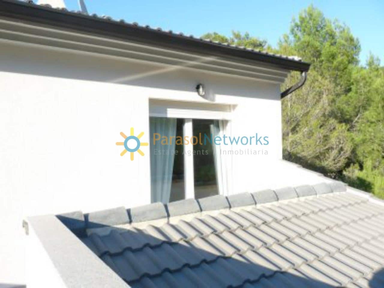 4 bedroom Villa for rent in Barx with pool garage - € 950 (Ref: 9019108)