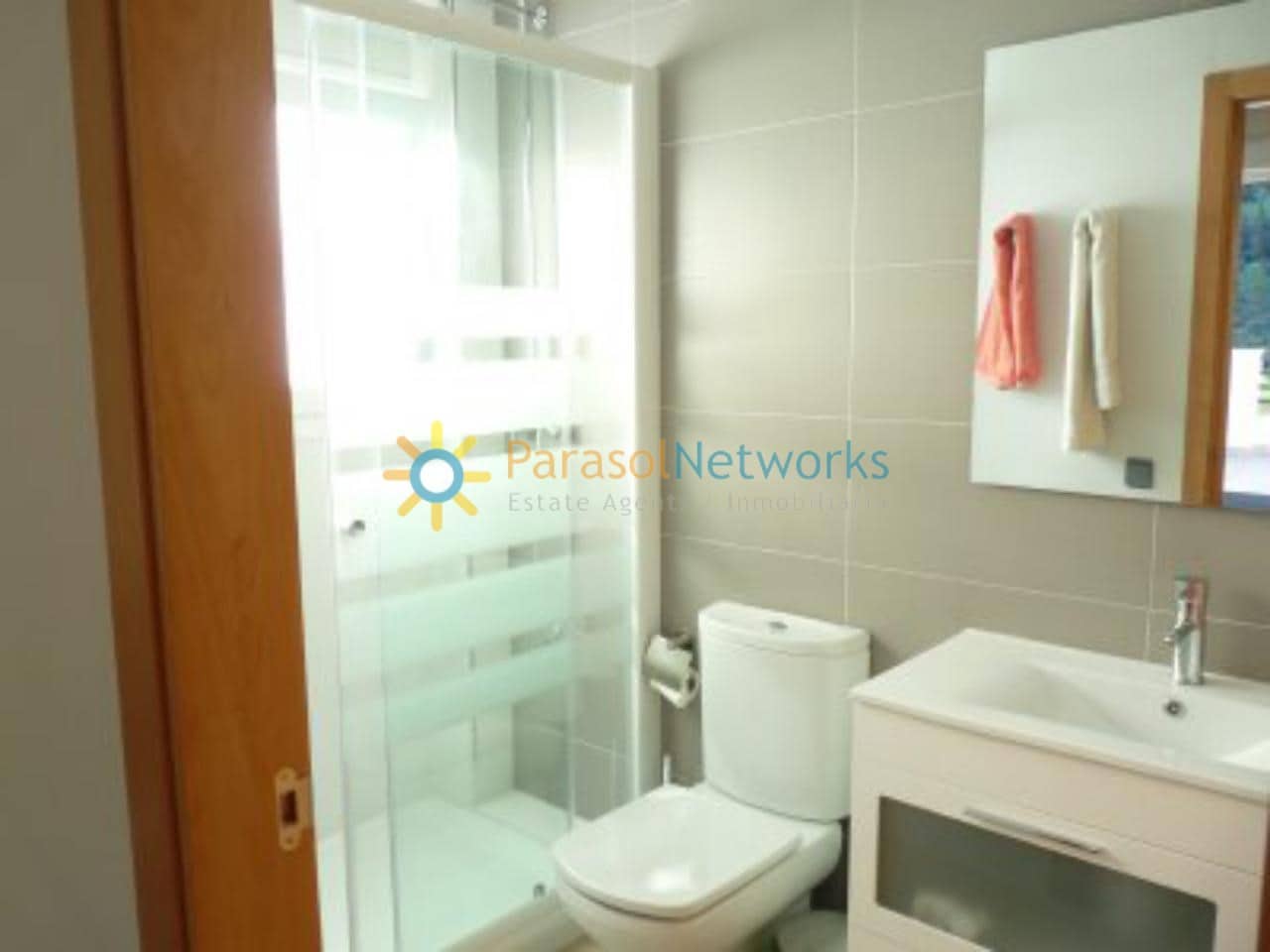 4 bedroom Villa for rent in Barx with pool garage - € 950 (Ref: 9019108)