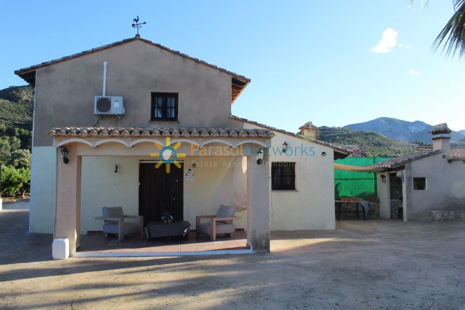 2 bedroom Villa for rent in Pego with pool - € 700 (Ref: 9064729)