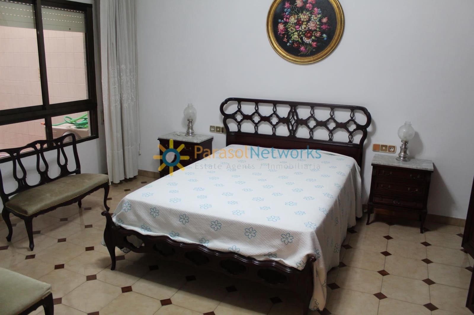 3 soverom Leilighet til leie i Oliva - € 700 (Ref: 9074598)