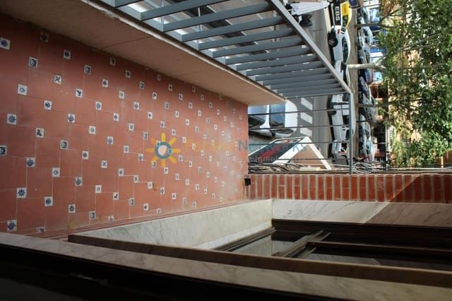 3 bedroom Apartment for rent in Oliva Pueblo, Oliva - € 700 (Ref: 9074598)