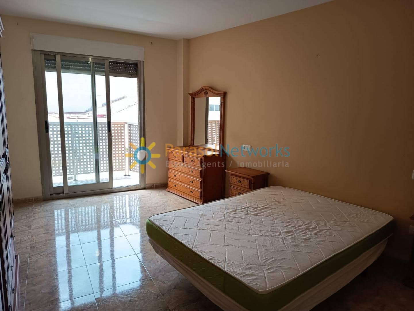 3 sypialnia Mieszkanie do wynajęcia w La Font d'En Carros - 700 € (Ref: 9074627)