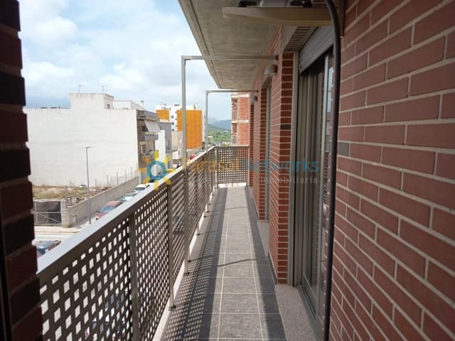 3 bedroom Flat for rent in La Font d'En Carròs - € 700 (Ref: 9074627)