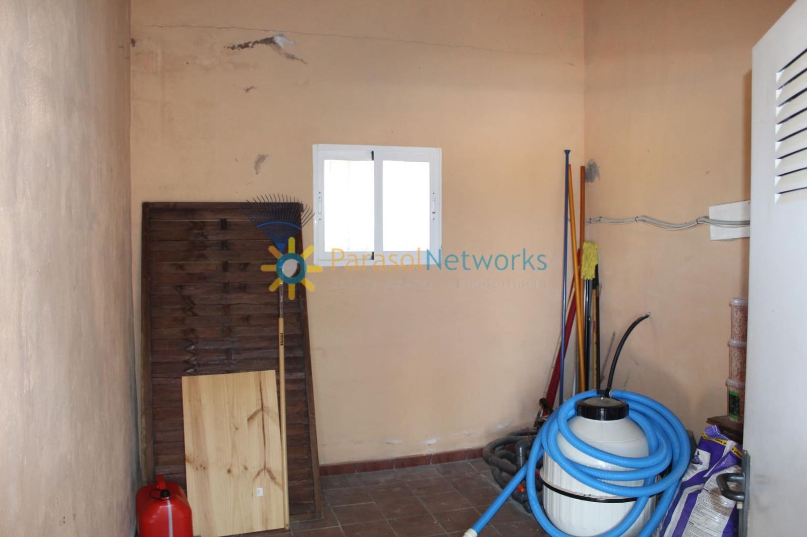 3 soverom Villa til leie i Villalonga med svømmebasseng garasje - € 1 400 (Ref: 9115462)