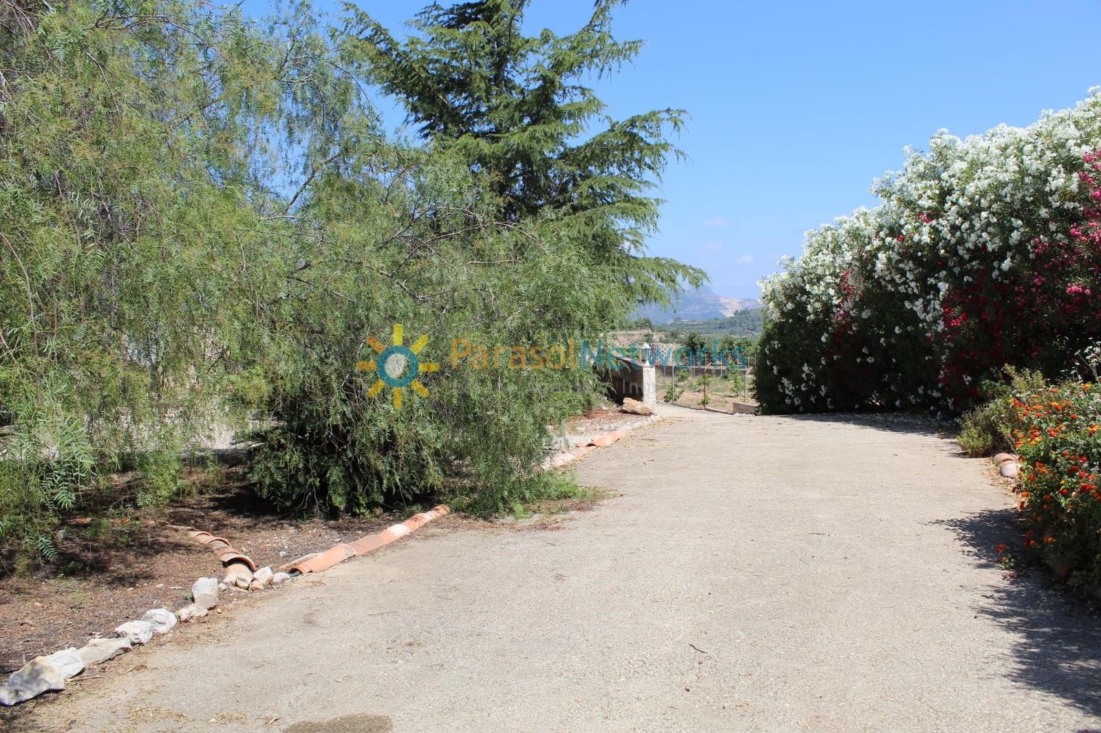 3 soverom Villa til leie i Villalonga med svømmebasseng garasje - € 1 400 (Ref: 9115462)