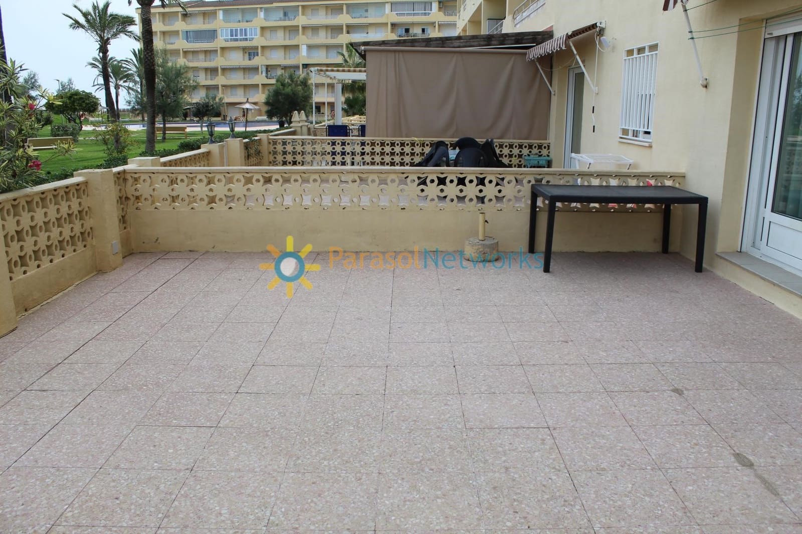 3 Zimmer Apartment zu vermieten in Denia mit Pool Garage - 700 € (Ref: 9146486)
