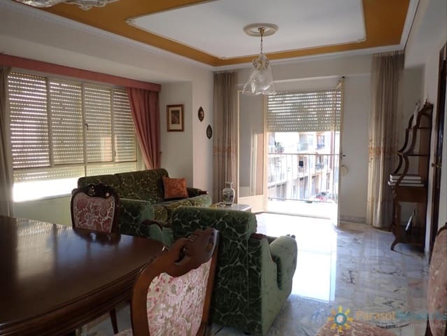 4 bedroom Flat for sale in Oliva Pueblo, Oliva - € 125,000 (Ref: 9149695)