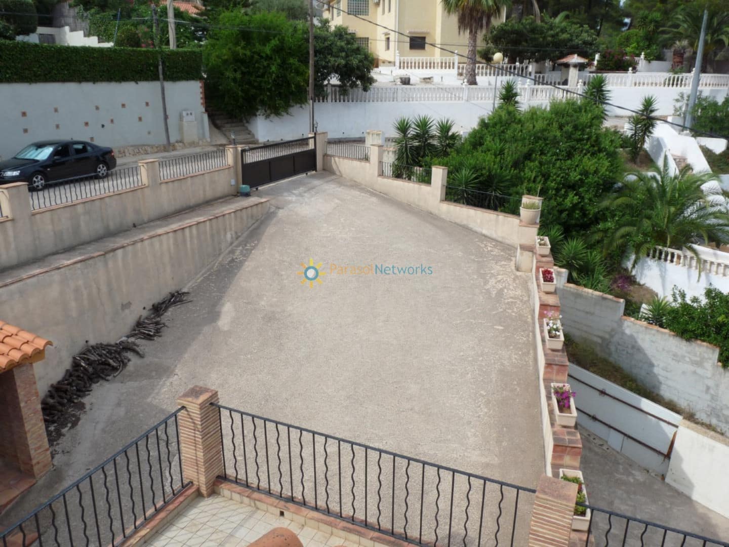 8 soveværelse Villa til salg i Oliva med swimmingpool garage - € 500.000 (Ref: 9200841)