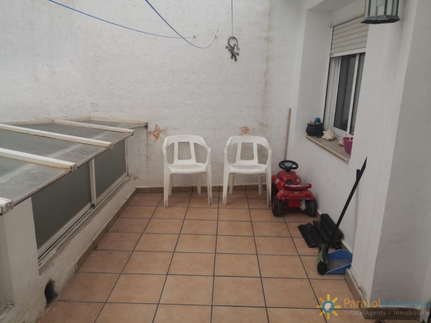 4 bedroom Townhouse for sale in La Font d'En Carros - € 160,000 (Ref: 9201915)