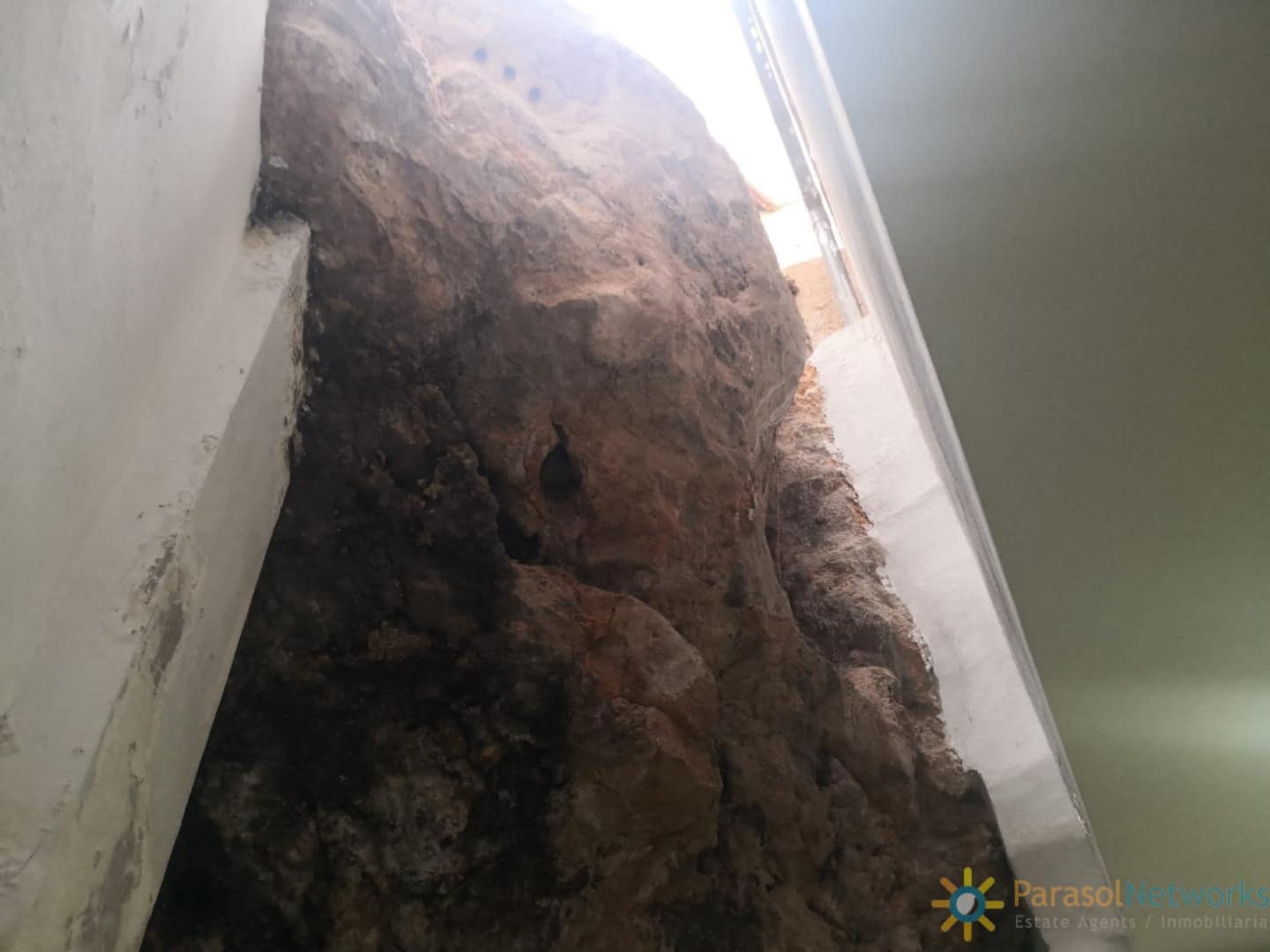 4 bedroom Townhouse for sale in La Font d'En Carros - € 160,000 (Ref: 9201915)