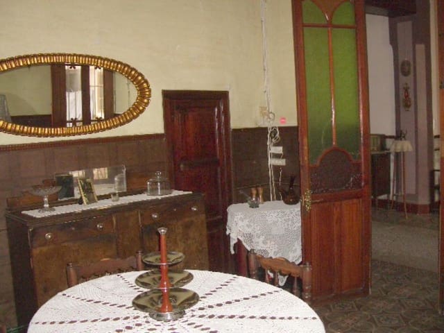 5 bedroom Townhouse for sale in L'Olleria - € 70,000 (Ref: 9203261)