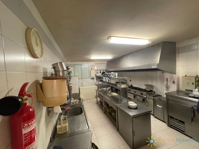 Business for sale in Gavarda with garage - € 170,000 (Ref: 9206929)