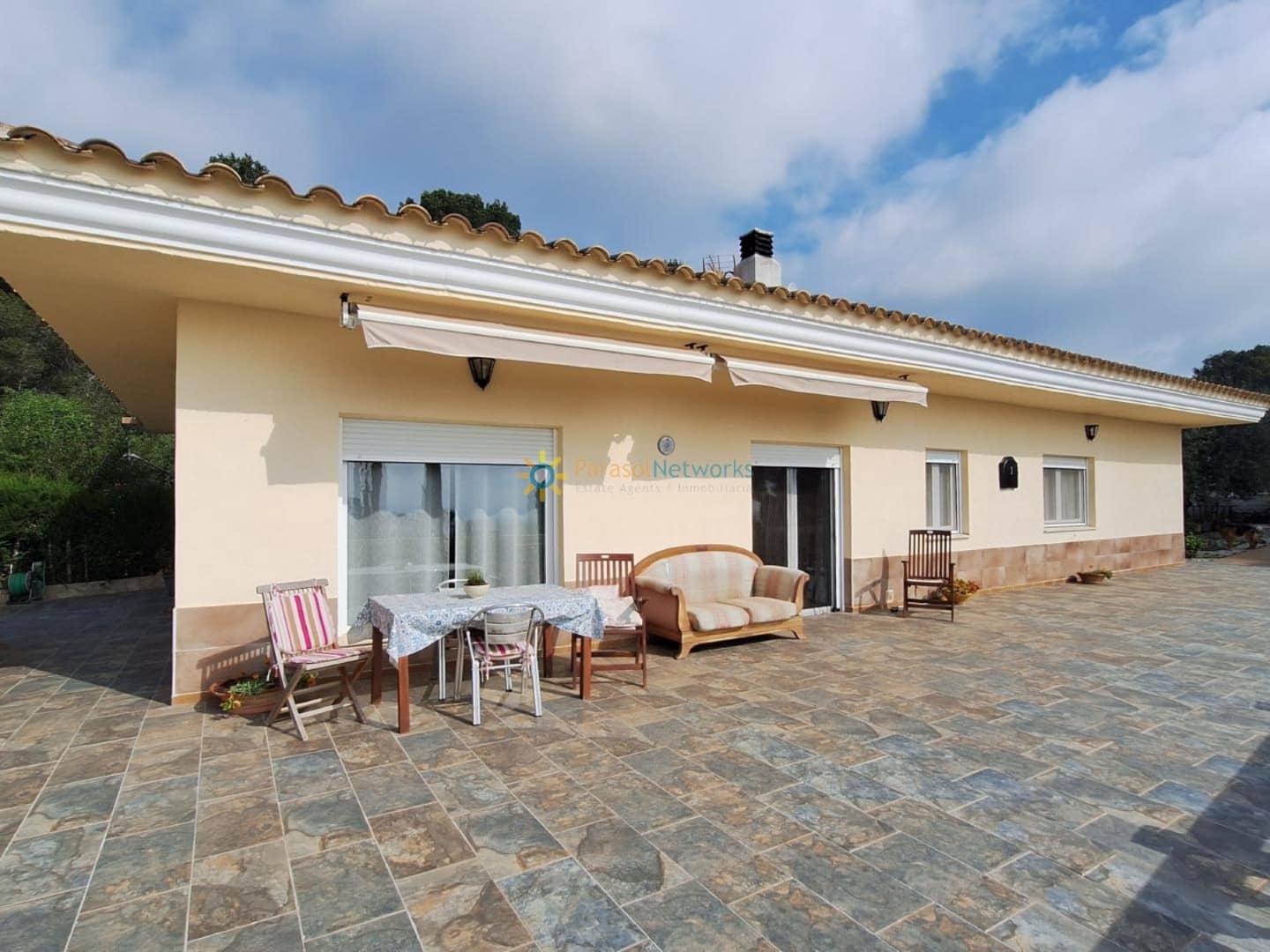 4 soveværelse Villa til salg i L'Olleria - € 295.000 (Ref: 9231786)