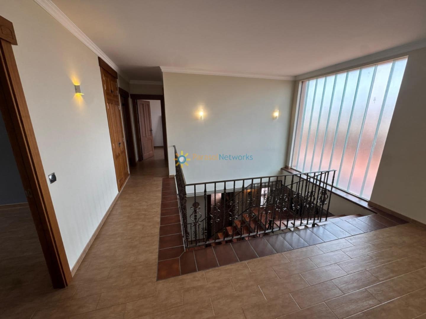 7 soverom Villa til salgs i Piles med svømmebasseng garasje - € 520 000 (Ref: 9231906)