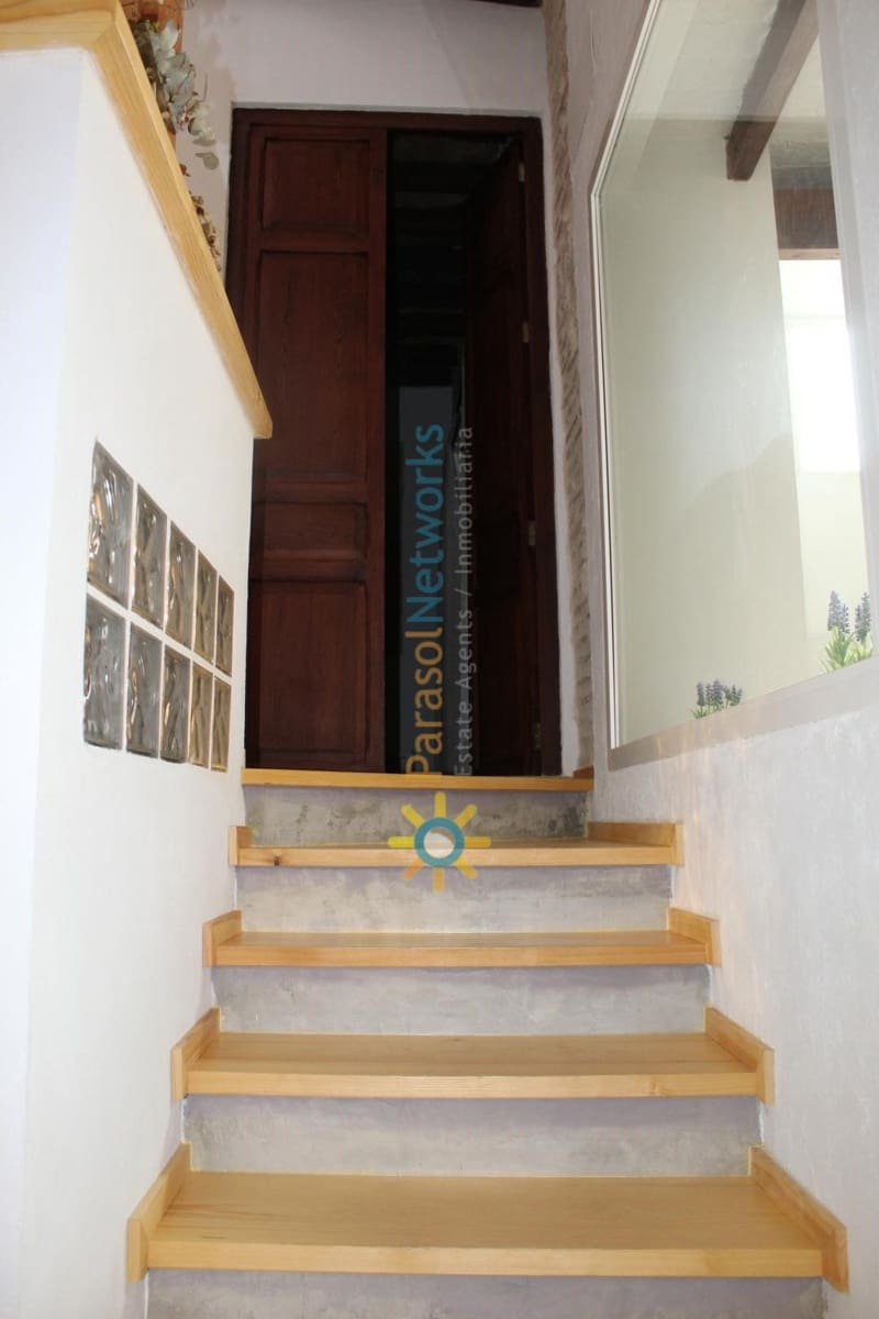 3 sovrum Hus att hyra i La Font d'En Carros - 1 100 € (Ref: 9232001)