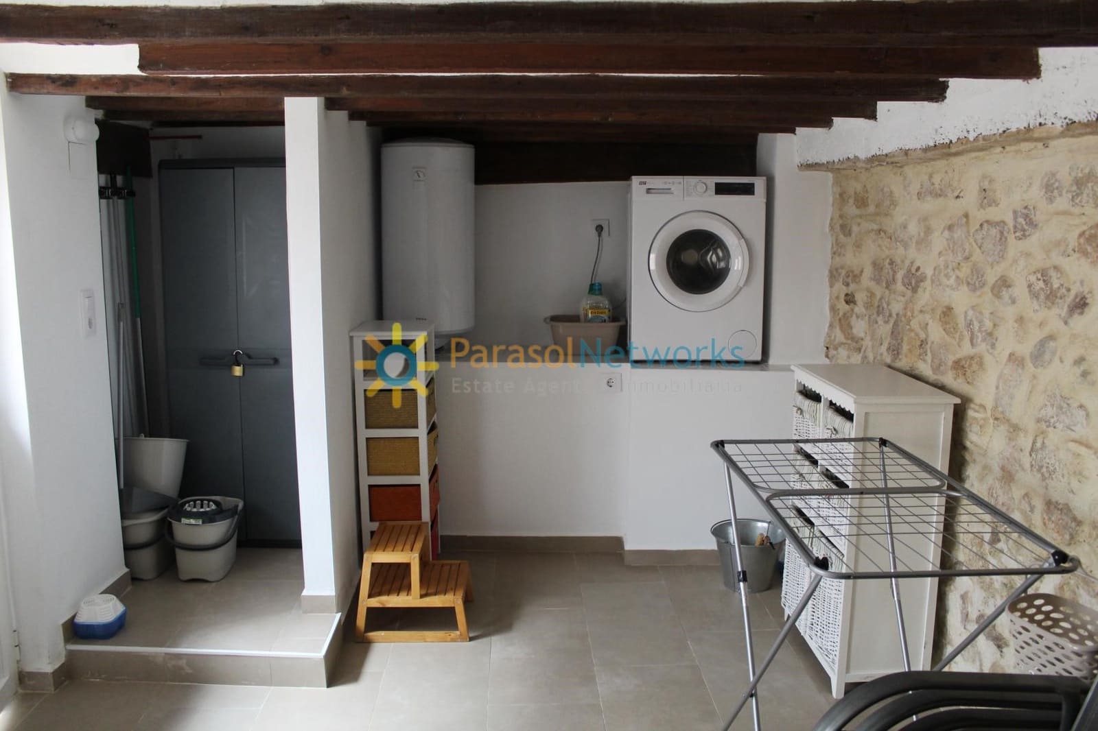 3 sovrum Hus att hyra i La Font d'En Carros - 1 100 € (Ref: 9232001)