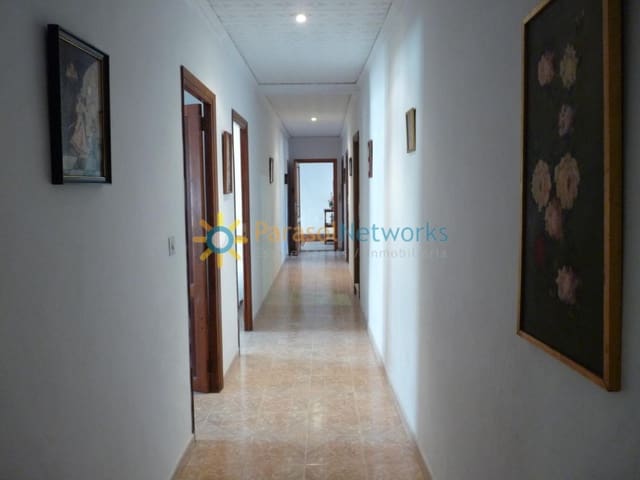 6 bedroom Townhouse for sale in La Font d'En Carròs - € 200,000 (Ref: 9249220)