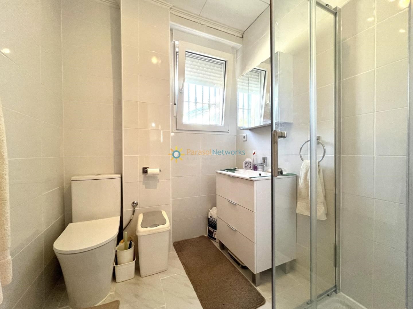 3 soveværelse Villa til salg i L'Olleria med swimmingpool garage - € 265.000 (Ref: 9254083)